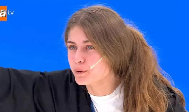 Güvenliğe mesaj atan Nazmiye Doğan, Müge Anlı'yı çıldırttı! "Azıp kudurmuşsunuz"