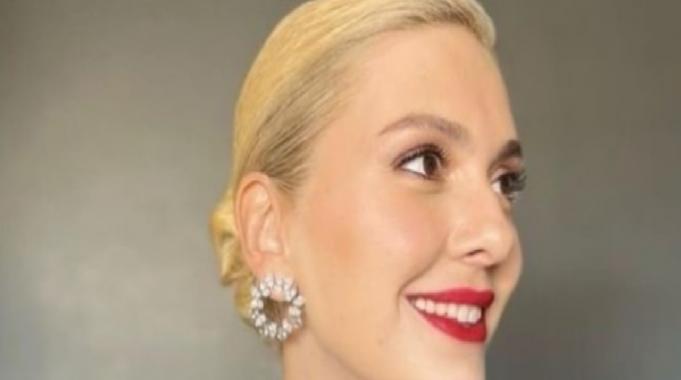 İmaj yenileyen Bergüzar Korel makyajsız