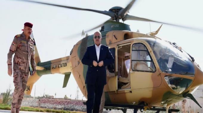 Irak Savunma Bakanı Ayn el-Esad Üssü'nü ziyaret etti