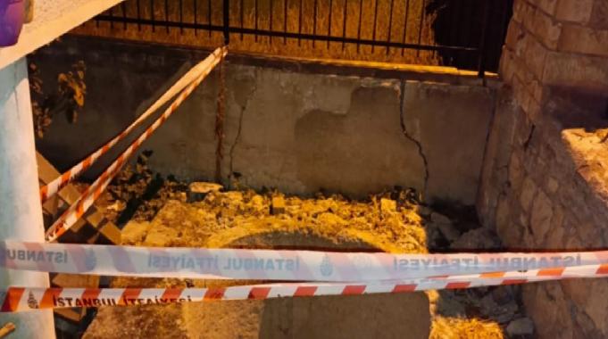 İstanbul'da kedilere mama verirken kuyuya düşüp öldü