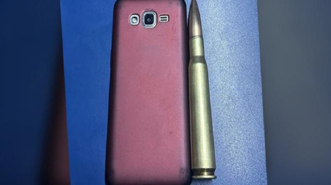 İzmir&#039;de şüphe üzerine durdurulan kişinin üzerinden uçaksavar mermisi çıktı