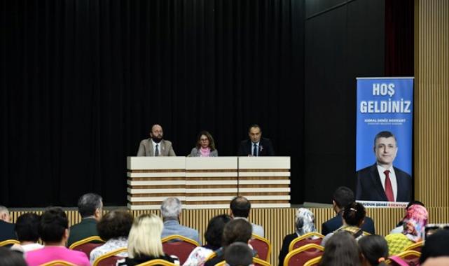 Kadınlar meme kanseri konusunda bilinçlendirildi