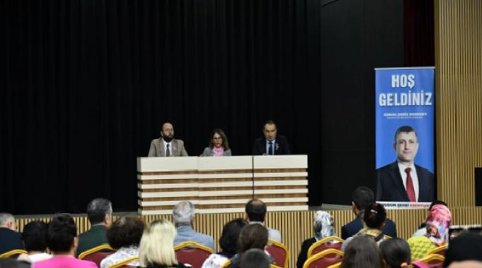 Kadınlar meme kanseri konusunda bilinçlendirildi