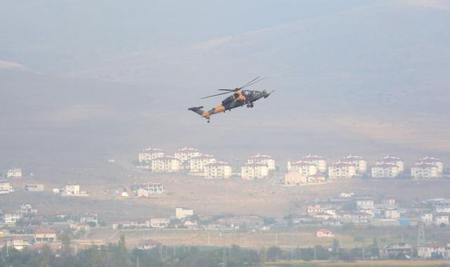 Kayseri'de Erciyes-2023 Tatbikatı: Hava indirme operasyonu yapıldı