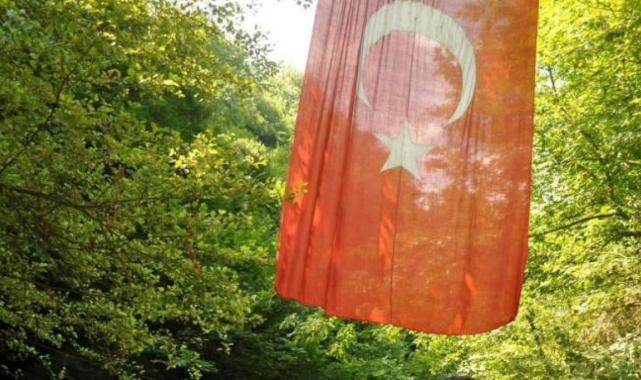 Kocaeli'de boşanmayı kabullenemeyen emekli uzman çavuş eski eşi ve çocuklarını katletti