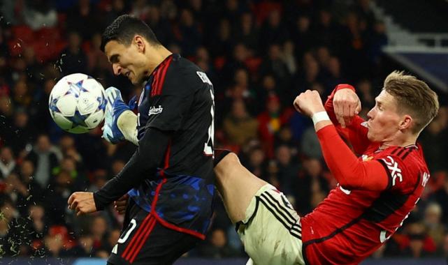 Manchester United, Kopenhag'ı yenerek ilk puanını aldı