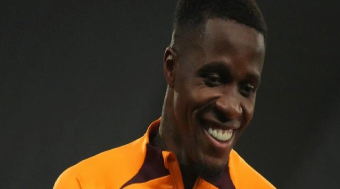 Okan Buruk&#039;tan Wilfried Zaha kararı! Manchester United maçında oynayacak mı