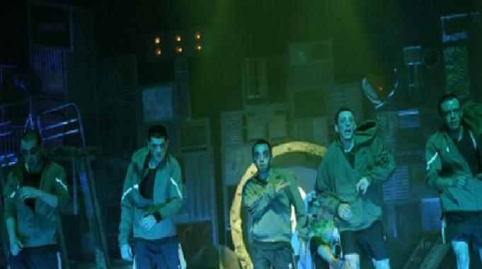 Rap Müzikali Otomatik Portakal ayakta alkışlandı