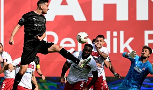 Sivasspor deplasmanda Pendikspor'u yendi