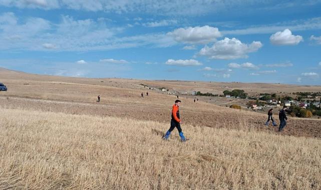Sivas'ta arazi anlaşmazlığında eşi ve oğlu öldürülen kadın 4 gündür kayıp