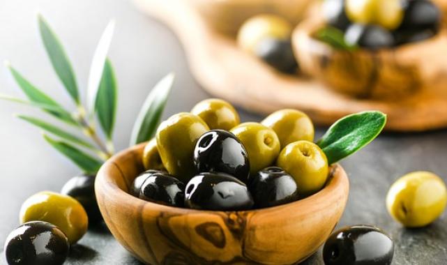 Sofralık zeytin ihracatı 100 bin tonu aştı
