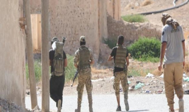 Deyrizor'da PKK ile çatışma: Arap aşiretleri, ağır silahlarla saldırdı