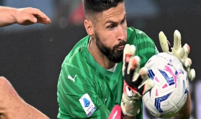 İki kırmızı kartın çıktığı maçta Milan, Genoa deplasmanında kazandı