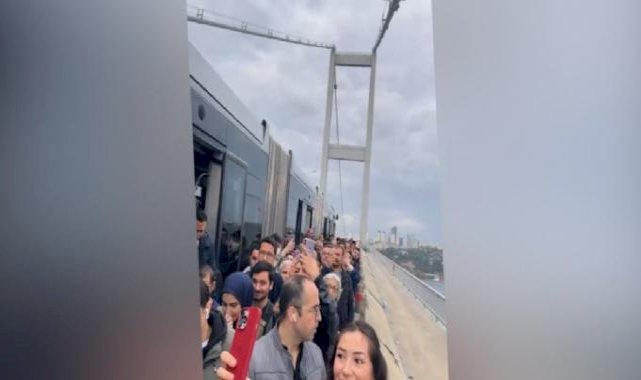 İstanbul'da toplu taşıma arızası! Metrobüs 15 Temmuz Şehitler Köprüsü'nde arızalandı