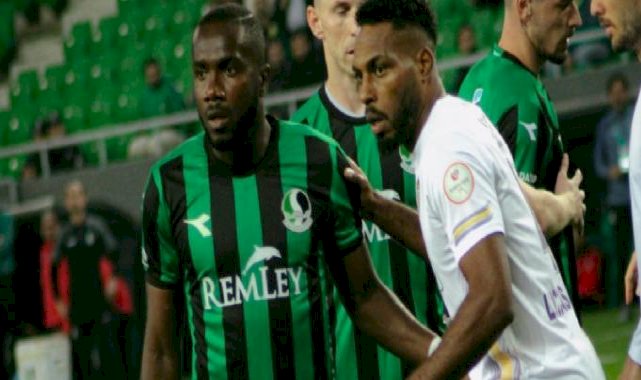 Sakaryaspor, Eyüpspor'un serisini bitirdi