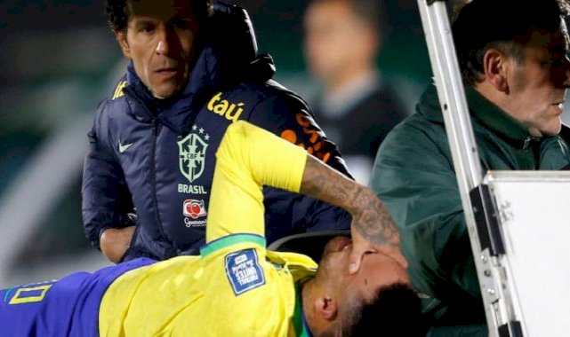 Sakatlık yaşayan Neymar sezonu kapattı