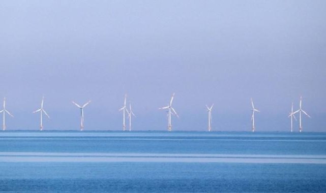 Türkiye'ye deniz üstü elektrik santrali için 7,9 milyon euro hibe