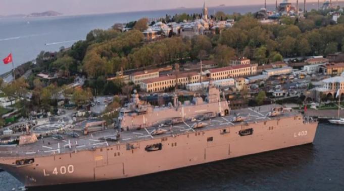 &#039;TCG Anadolu&#039; İstanbul&#039;da halkın ziyaretine açıldı