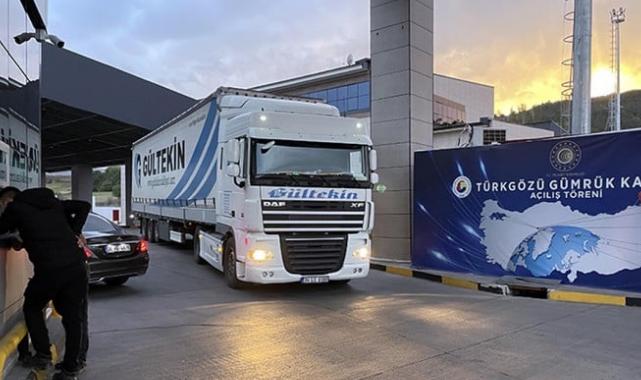 Türkgözü Gümrük Kapısı'nda araç çıkışı yüzde 65 arttı