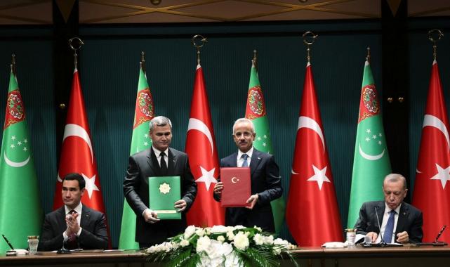 Türkiye ile Türkmenistan arasında 13 anlaşma imzalandı