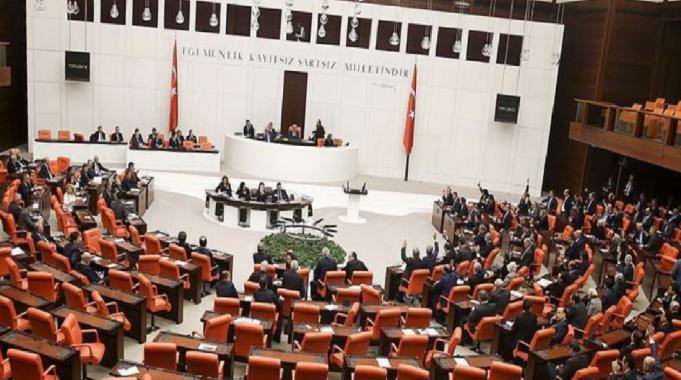 Yapay zeka TBMM'ye giriyor! Konuşmayı yazıya dökecek...