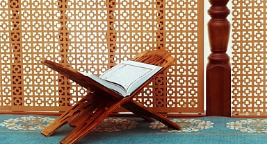 Yasin suresi okunuşu ve Türkçe meali