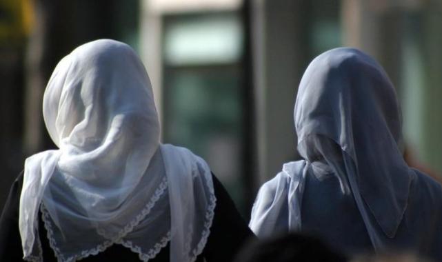 AB Adalet Divanı: Devlet daireleri, başörtüsü yasağı uygulayabilir