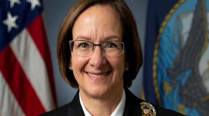 ABD donanmasına öncülük edecek ilk kadın: Lisa Franchetti, Deniz Kuvvetleri Komutanı oldu