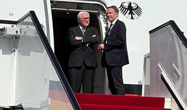 Almanya Cumhurbaşkanı Frank-Walter Steinmeier'i karşılamaya kimse gelmedi