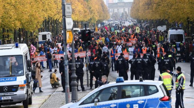 Almanya&#039;da vatandaşlık kabulünde İsrail&#039;e destek şartı önerisi