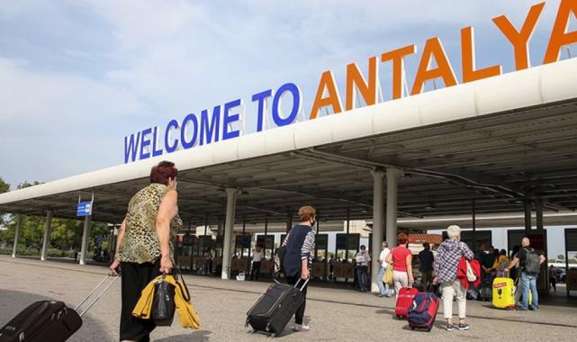 Antalya'ya gelen turist sayısı 15 milyonu geçti