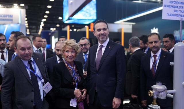 Bakan Bayraktar: Türkiye'de enerji merkezi 2024'te oluşturulabilir