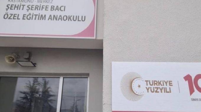 Devlet Okullarına ‘100. Yıl Tabelası’