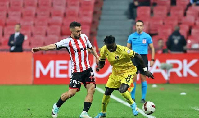 Erteleme maçında Samsunspor, İstanbulspor'u yendi