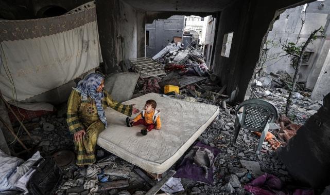 Gazze'de sağlık sistemi çöktü: Endonezya Hastanesi de boşaltıldı