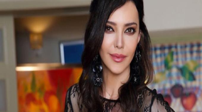 Hande Ataizi&#039;den evlilik açıklaması geldi: Bir daha asla