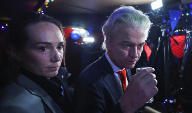 Hollanda'da genel seçimlerde aşırı sağcı Geert Wilders açık ara önde