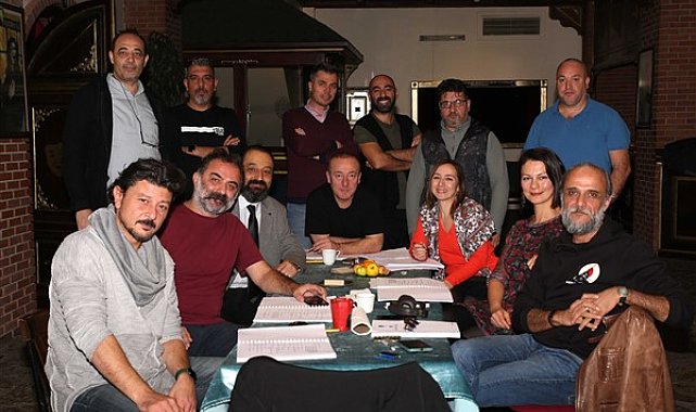 &#039;İçerdekiler&#039; adlı oyun şehir tiyatroları sahnesine hazırlanıyor