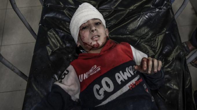 İsrail&#039;in kuşattığı Şifa Hastanesi&#039;nde 7 binden fazla kişi ölümle karşı karşıya