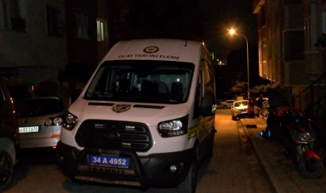 İstanbul Üsküdar'da kendi aracının altında kalan adam yaşamını yitirdi