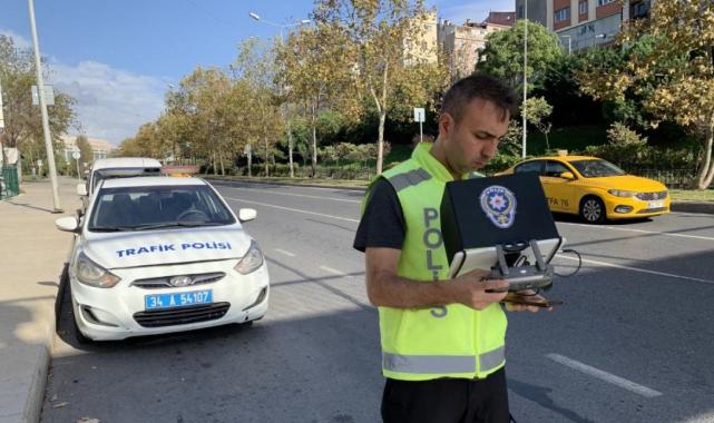 İstanbul'da kırmızı ışıkta geçen sürücüden savunma: O tabela oradan kalksın