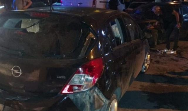 İzmir'de korkunç kaza: Araçla kaldırım arasında sıkışan yayanın bacağı koptu