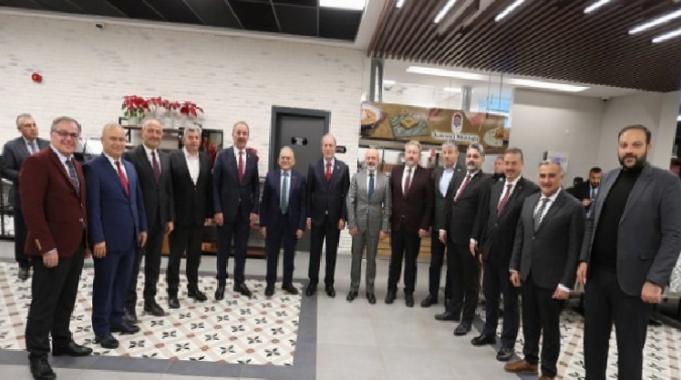 Kayseri protokolü ilçe belediye başkanlarıyla buluştu