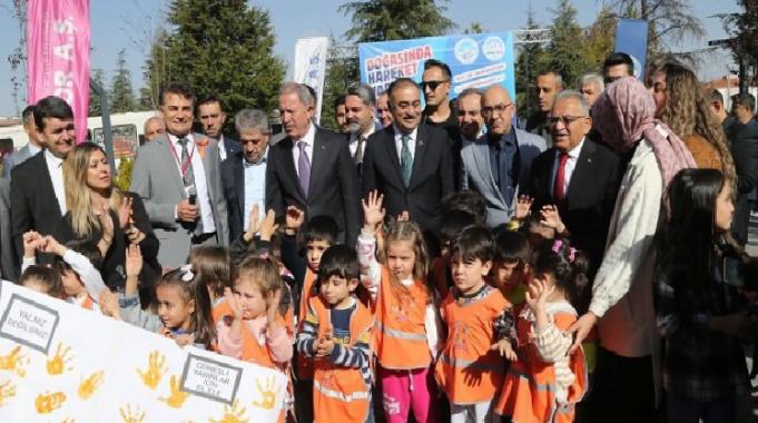 Kayseri protokolünden lösemili çocuklara moral