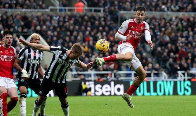 Newcastle United, Arsenal'i tek golle yendi