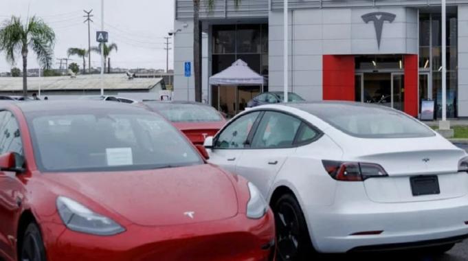 Ölümlü kaza davası sonuçlandı: Tesla suçsuz bulundu!