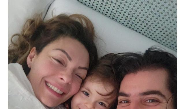 Özge Özder'in en özel koruması eşi Sinan Güleryüz