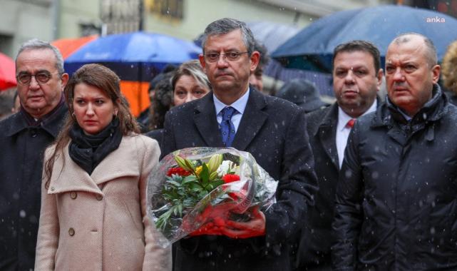 Özgür Özel'den Saraybosna’da ‘Sonsuz Ateş Anıtı’na ziyaret