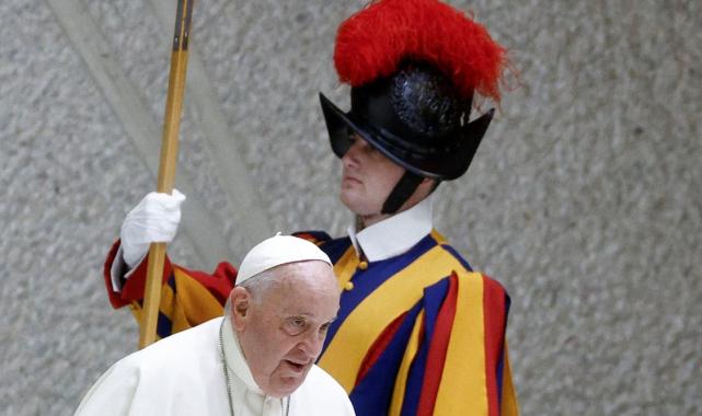 Papa Francis, Gazze'de ateşkes istedi: Lütfen durun