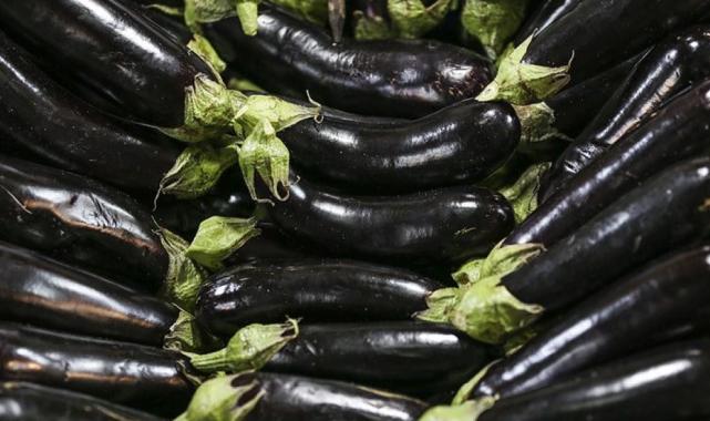 Patlıcan sapı mucizesi! Kaynatıp için, basuru dindirin...